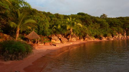 C06 Tanzanie Jakobsen beach.JPG